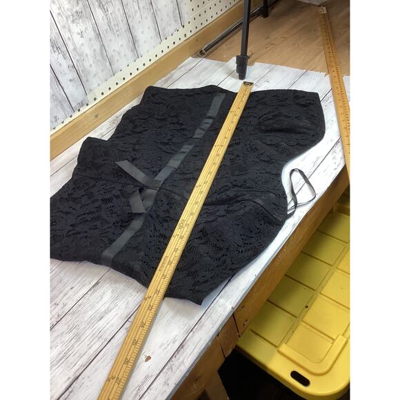 Lane Bryant Women's Corset-Style Lace Overlay Strapless Tops Black Size XL - Picture 4 of 4